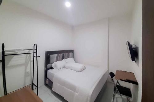 B&B Gedeg - RedDoorz near Alun Alun Kota Serang - Bed and Breakfast Gedeg