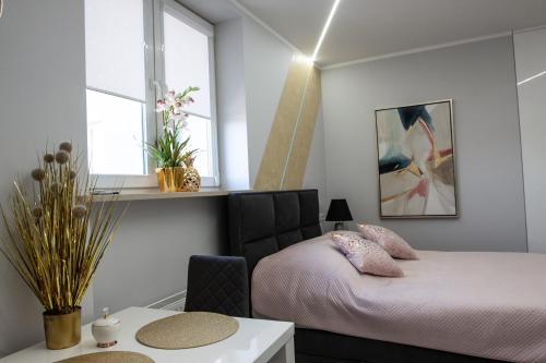 Novel NeW Room Type - Apartment Pink