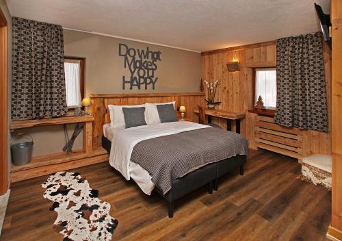 4 twin beds