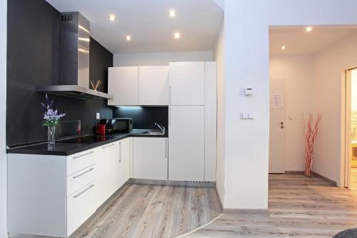 Apartment House - The Modern Flat 5