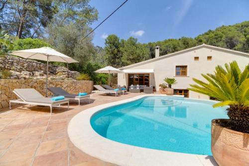 Luxury Mallorca Holiday Villa with Private Pool and Garden, Mallorca Villa 1001 gîte à louer Calvià