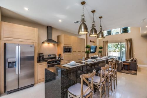 At Last You can Rent the Perfect Luxury Townhome on Magic Village Resort minutes from Disney World Orlando Townhome 3703 - image 2