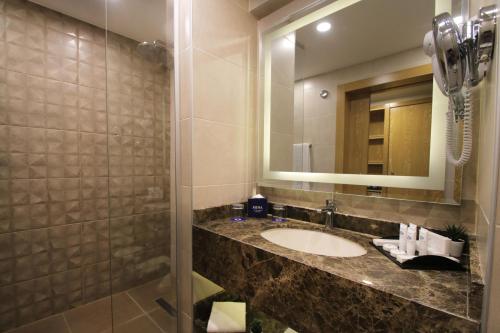 Suite, familiar