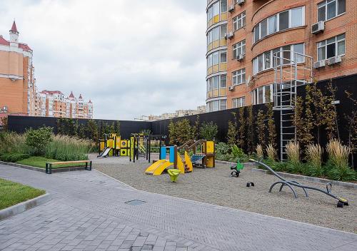 Дизайнерская квартира на Оболони в новом доме ЖК Smart Plaza Obolon - image 5