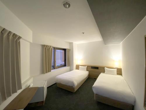 Economy Twin Room