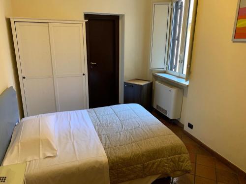 Hotel Croce Di Malta, Рим (фото 10)