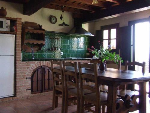 virtuve, Casas rurales Caño Chico y La Fuente (Casas rurales Cano Chico y La Fuente) in Villanueva Del Conde