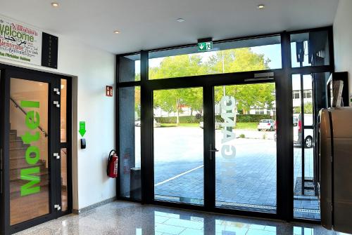 入口, Motel am Fürfelder Schloss (Motel am Furfelder Schloss) in 巴特拉珀瑙