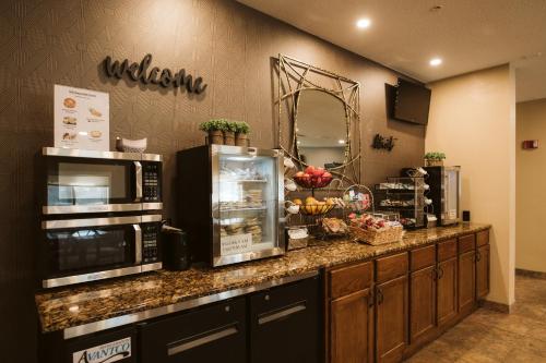 EverSpring Suites - Tap to explore photos