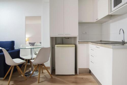 Apartamentos La Mar - image 13