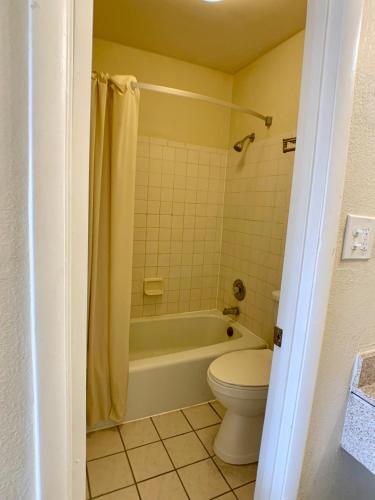 LA VISTA INN — Photo 2