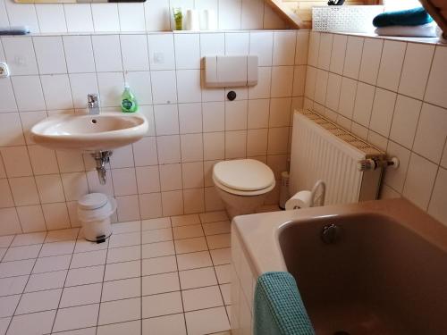 Schöne Wohnung in Deggendorf für 1 bis 5 Personen, Deggendorf (fotografie 9)