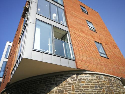 Exterior view, Cooperage Court by Cliftonvalley Apartments in Southville