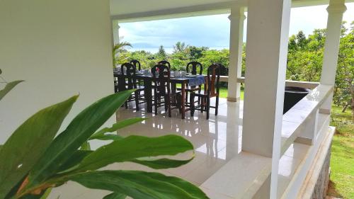 Oprema, Q Bungalows in Kep