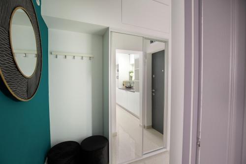 Metropole Apartments Centrum - image 14