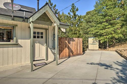 Gorgeous Home with Mtn View and Jacuzzi 4Mi to Village - image 14