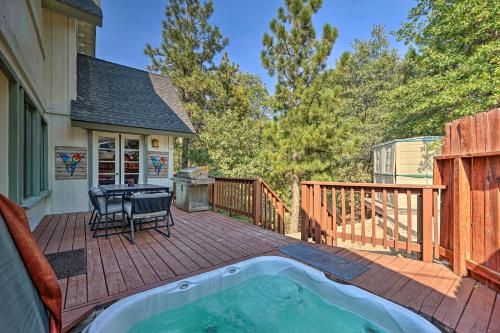 Gorgeous Home with Mtn View and Jacuzzi 4Mi to Village - image 13