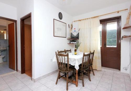 Apartments Roki - 10 m from beach - image 5