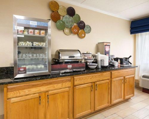 Comfort Inn Oxon Hill - National Harbor - 레스토랑