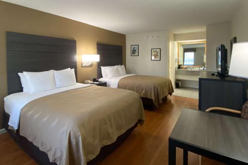 Quality Inn Branson - Hwy 76 Central - image 9