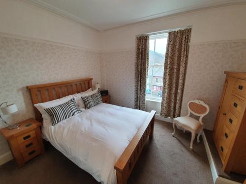 Strathmore Guest House - image 9