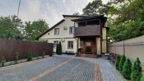 Life House Berezan Kiev 
