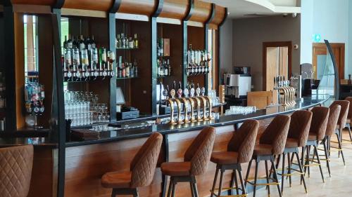 Shearwater Hotel & Spa - image 2