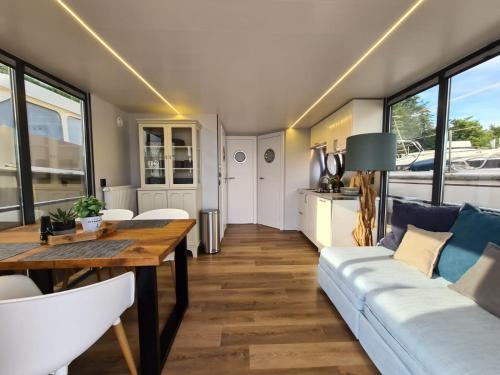 Otter Comfort klasse XL Houseboat