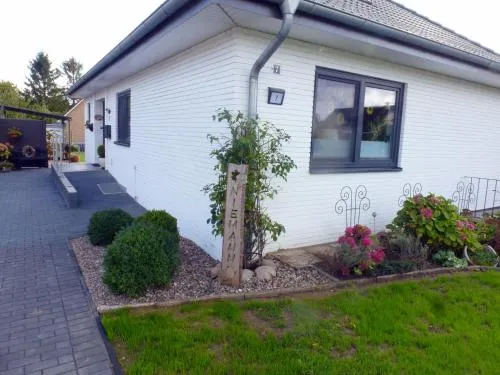 Ferienwohnung Am Runenstein 7 in Busdorf, Deutschland