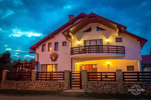 . Veronica’s Guesthouse