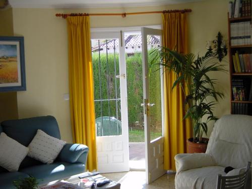 Two-Bedroom House image 8