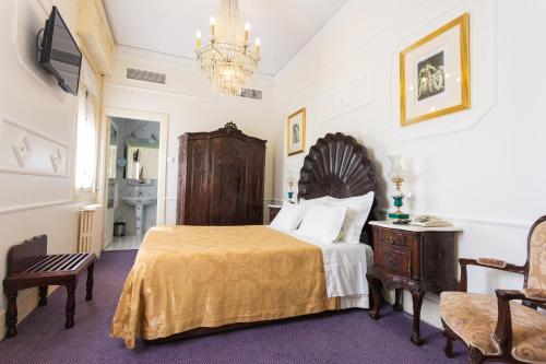 Double Room - Castle image 2