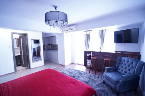 Közös társalgó / TV, Luxury 1BR studio near Hanul Drumetului Bucharest in Cartierul Obor