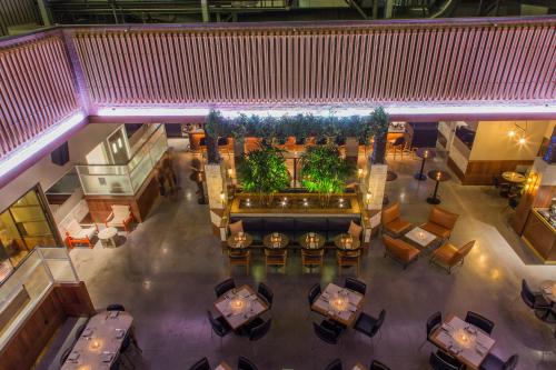 Kimpton Gray Hotel Chicago by IHG