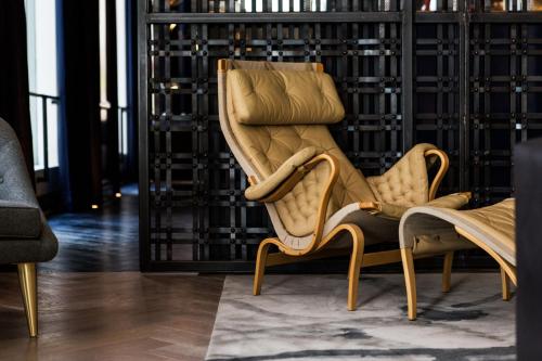 271506273 Kimpton Gray Hotel Chicago by IHG