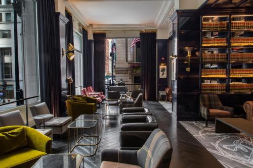 271506284 Kimpton Gray Hotel Chicago by IHG
