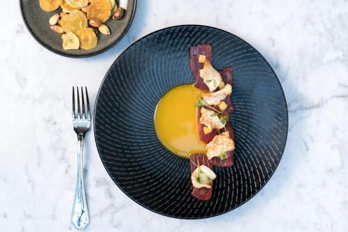 Kimpton Gray Hotel Chicago by IHG