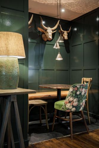 The Bear Of Rodborough Hotel - image 14