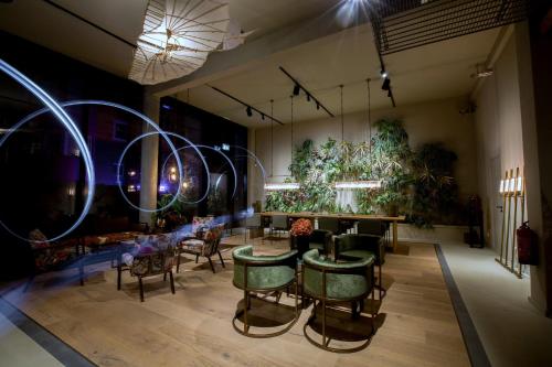 Aeronaut powered by Pearl 1 Living and Yachting Hospitality - image 2