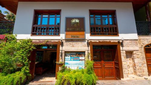 Antalya Inn Hotel - image 2