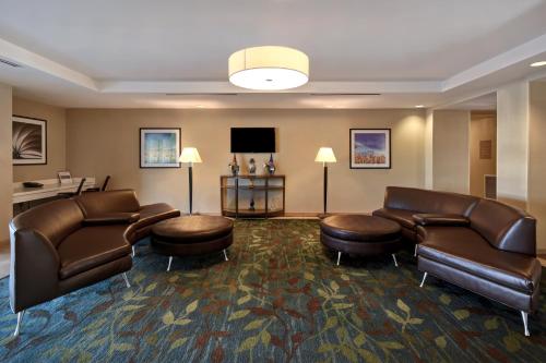 Candlewood Suites St Clairsville