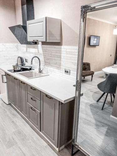 virtuve, Opera Center Hotel & Apartments in Lviva