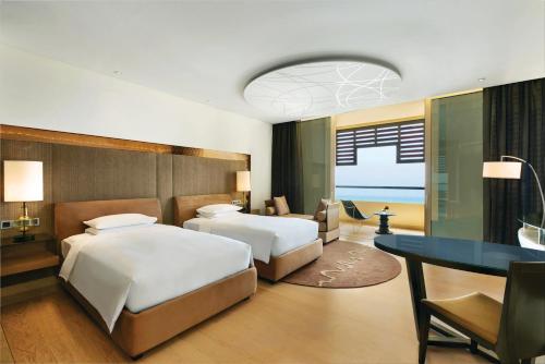 Park Hyatt Abu Dhabi Hotel and Villas Room Type - Twin Room with Sea View