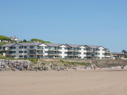 Picture of 17 Burgh Island Causeway