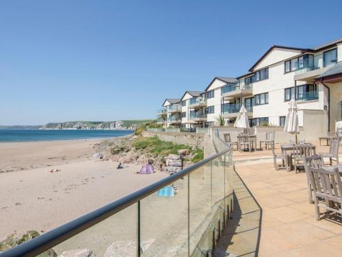 Picture of 17 Burgh Island Causeway