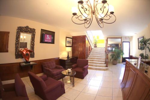 Vestabils, Hotel Aztlan in Xalisco