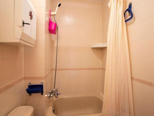 Delightful Holiday Home in Isla Cristina with Private Pool
