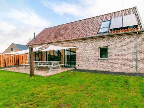 Holiday Home in Bocholt with Fenced Garden - Location saisonnière - Bocholt