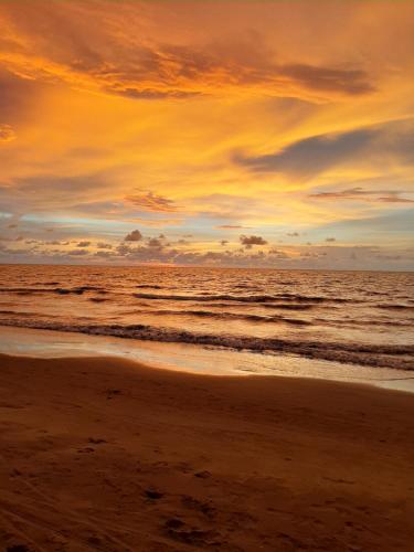 Hotel Sunset Beach - image 3