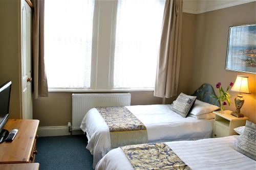 Melrose Guesthouse in Douglas